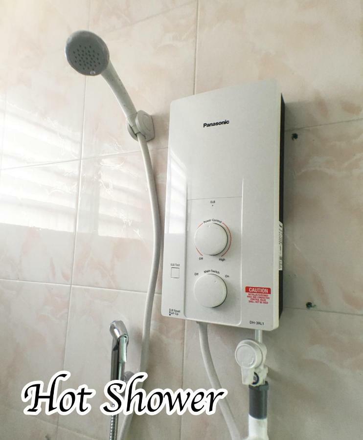 Lavender Green Home Malacca Екстер'єр фото