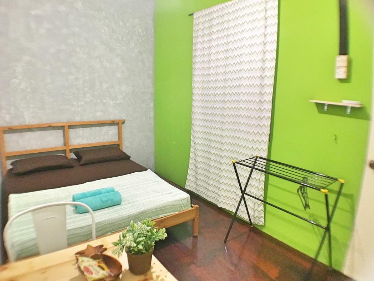 Lavender Green Home Malacca Екстер'єр фото
